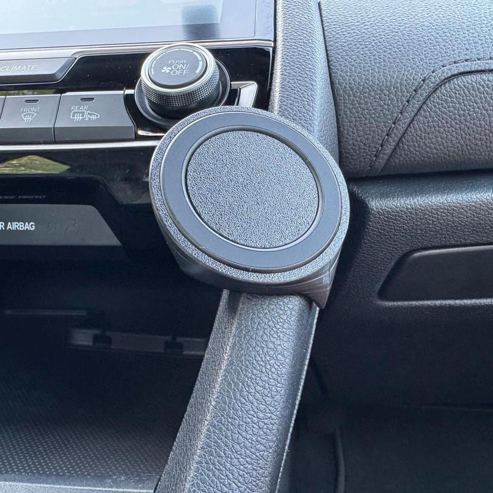 Passenger Facing 10th Gen Honda Civic 2016-2021 MagSafe compatible Phone Mount
